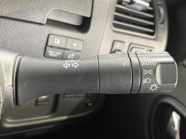 セレナ ハイウェイスター Sエディション 禁煙車 電動スライドドア エマージェンシーブレーキ 純正8型ナビ Bluetooth フリップダウンモニター バックモニター ETC クルーズコントロール オートエアコン コーナーセンサー(52枚目)