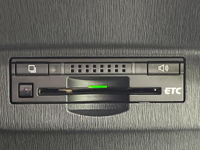 プリウス S 禁煙車 Kenwoodナビ バックカメラ ビルトインETC スマートキー オートエアコン HIDヘッドライト オートライト 電動格納ミラー 純正15インチアルミ Bluetooth CD 地デジ(5枚目)