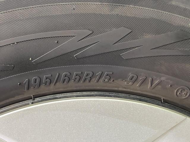 プリウス S 禁煙車 Kenwoodナビ バックカメラ ビルトインETC スマートキー オートエアコン HIDヘッドライト オートライト 電動格納ミラー 純正15インチアルミ Bluetooth CD 地デジ(44枚目)