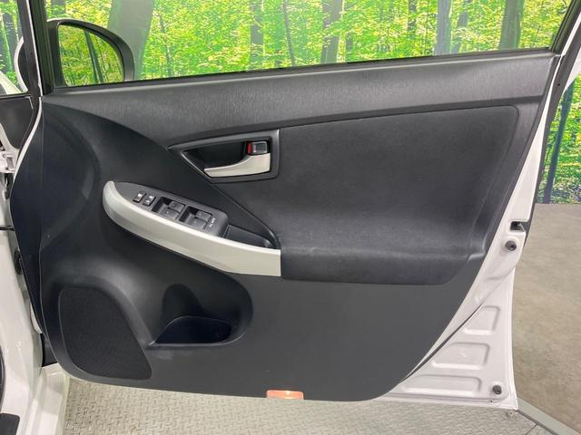 プリウス S 禁煙車 Kenwoodナビ バックカメラ ビルトインETC スマートキー オートエアコン HIDヘッドライト オートライト 電動格納ミラー 純正15インチアルミ Bluetooth CD 地デジ(47枚目)