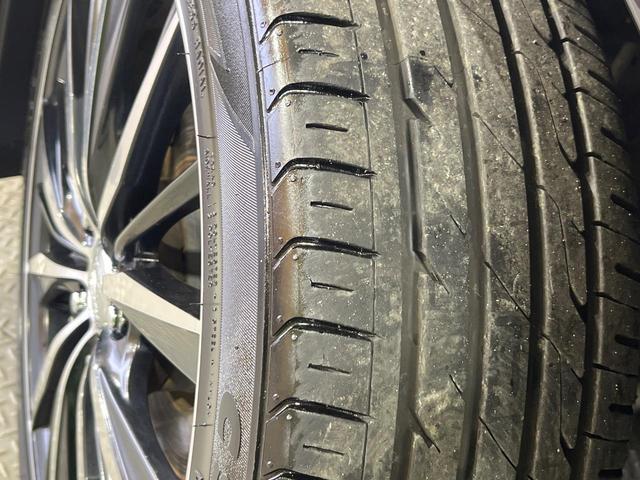 ステップワゴンスパーダ Z HDDナビエディション 禁煙車 純正HDDナビ バックカメラ 両側電動ドア フリップダウンモニター ビルトインETC スマートキー HIDヘッドライト オートライト オートエアコン CD DVD再生 フルセグ LEDフォグ(28枚目)