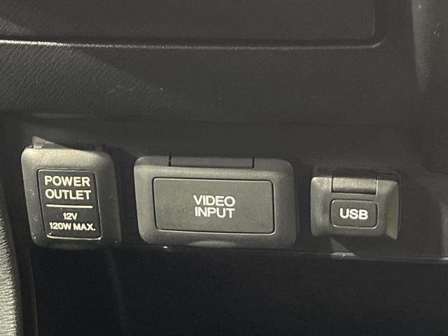 ステップワゴンスパーダ Z HDDナビエディション 禁煙車 純正HDDナビ バックカメラ 両側電動ドア フリップダウンモニター ビルトインETC スマートキー HIDヘッドライト オートライト オートエアコン CD DVD再生 フルセグ LEDフォグ(34枚目)