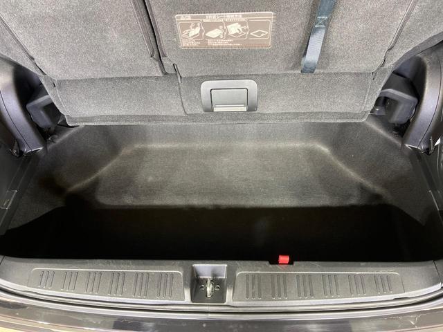 ステップワゴンスパーダ Z HDDナビエディション 禁煙車 純正HDDナビ バックカメラ 両側電動ドア フリップダウンモニター ビルトインETC スマートキー HIDヘッドライト オートライト オートエアコン CD DVD再生 フルセグ LEDフォグ(52枚目)