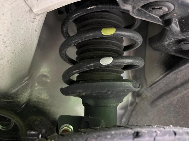 ハスラー ＪスタイルＩＩ　禁煙車　ディスプレイオーディオ　バックカメラ　衝突被害軽減システム　レーダークルーズ　ＥＴＣ　コーナーセンサー　電動格納ミラー　スマートキー　ＬＥＤヘッドライト　ルーフレール　車線逸脱警報（20枚目）