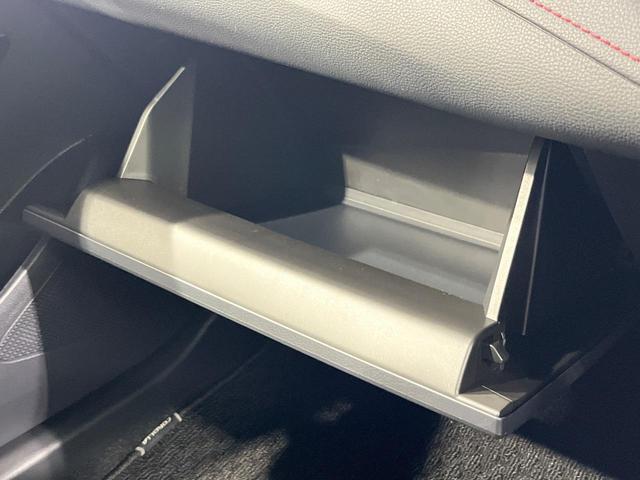 カローラスポーツ ハイブリッドＧ　Ｚ　禁煙車　純正８型ディスプレイオーディオ　Ｂｌｕｅｔｏｏｔｈ　バックカメラ　ビルトインＥＴＣ２．０　シートヒーター　オートエアコン　ＬＥＤヘッドライト　オートライト　純正１８ＡＷ　スマートキー（46枚目）