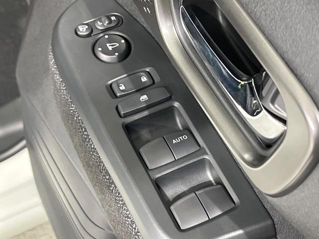 Ｎ－ＢＯＸカスタム ベースグレード　届出済未使用車　電動スライドドア　ホンダセンシング　アダプティブクルーズコントロール　スマートキー　ＬＥＤヘッド　オートハイビーム　車線逸脱警報　オートライト　オートエアコン　純正１４ＡＷ（24枚目）