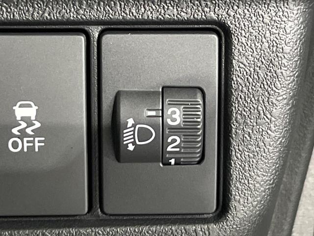 Ｎ－ＢＯＸカスタム ベースグレード　届出済未使用車　電動スライドドア　ホンダセンシング　アダプティブクルーズコントロール　スマートキー　ＬＥＤヘッド　オートハイビーム　車線逸脱警報　オートライト　オートエアコン　純正１４ＡＷ（26枚目）