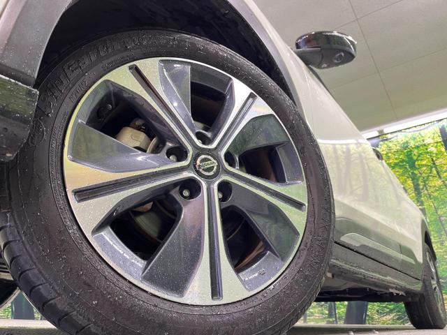 キックス X ツートーンインテリアエディション 禁煙車 純正9型ナビ 全周囲カメラ 衝突被害軽減システム インテリジェントルームミラー レーダークルーズ レザーシート コーナーセンサー スマートキー LEDヘッド ビルトインETC 車線逸脱警報(15枚目)