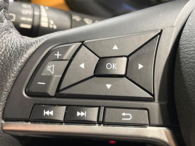 キックス X ツートーンインテリアエディション 禁煙車 純正9型ナビ 全周囲カメラ 衝突被害軽減システム インテリジェントルームミラー レーダークルーズ レザーシート コーナーセンサー スマートキー LEDヘッド ビルトインETC 車線逸脱警報(49枚目)