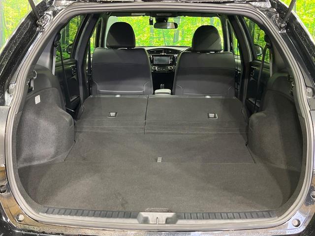 カローラフィールダー ハイブリッドＧ　ダブルバイビー　禁煙車　純正ＳＤナビ　バックカメラ　コーナーセンサー　スマートキー　ＬＥＤヘッドライト　ビルトインＥＴＣ　クルコン　車線逸脱警報　オートライト　オートエアコン（10枚目）