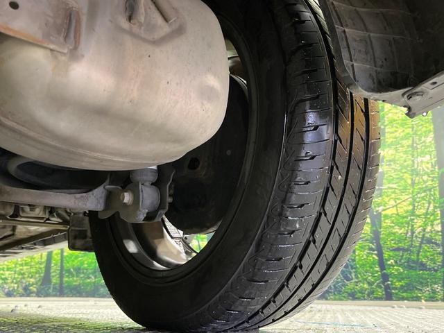 カローラフィールダー ハイブリッドＧ　ダブルバイビー　禁煙車　純正ＳＤナビ　バックカメラ　コーナーセンサー　スマートキー　ＬＥＤヘッドライト　ビルトインＥＴＣ　クルコン　車線逸脱警報　オートライト　オートエアコン（23枚目）