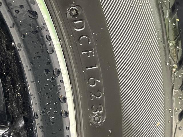 カローラフィールダー ハイブリッドＧ　ダブルバイビー　禁煙車　純正ＳＤナビ　バックカメラ　コーナーセンサー　スマートキー　ＬＥＤヘッドライト　ビルトインＥＴＣ　クルコン　車線逸脱警報　オートライト　オートエアコン（29枚目）