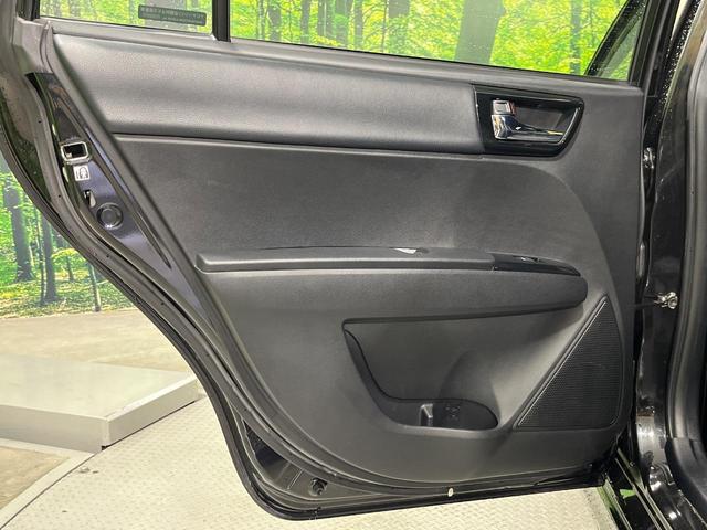 カローラフィールダー ハイブリッドＧ　ダブルバイビー　禁煙車　純正ＳＤナビ　バックカメラ　コーナーセンサー　スマートキー　ＬＥＤヘッドライト　ビルトインＥＴＣ　クルコン　車線逸脱警報　オートライト　オートエアコン（39枚目）