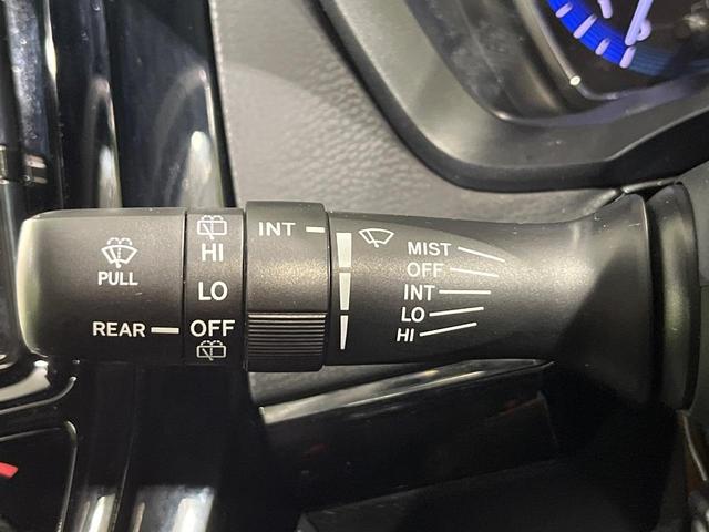 カローラフィールダー ハイブリッドＧ　ダブルバイビー　禁煙車　純正ＳＤナビ　バックカメラ　コーナーセンサー　スマートキー　ＬＥＤヘッドライト　ビルトインＥＴＣ　クルコン　車線逸脱警報　オートライト　オートエアコン（54枚目）