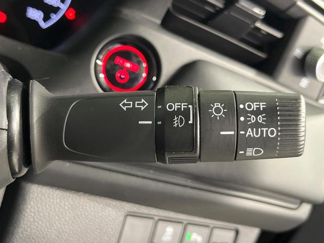 ヴェゼル ｅ：ＨＥＶ　Ｘ　禁煙車　純正９型ナビ　バックカメラ　衝突被害軽減システム　レーダークルーズ　コーナーセンサー　スマートキー　ＬＥＤヘッド　ＥＴＣ２．０　車線逸脱警報　オートライト　オートエアコン（40枚目）