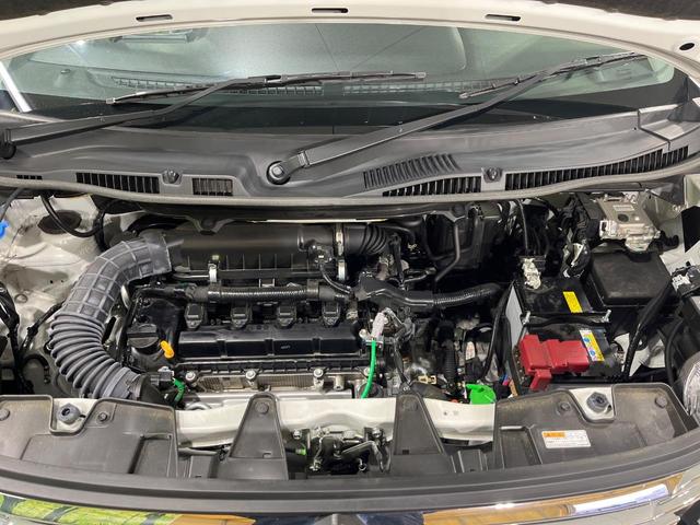 ソリオ ハイブリッドＭＺ　禁煙車　純正９インチメモリーナビ　両側電動スライドドア　全周囲カメラ　アダプティブクルーズコントロール　セーフティサポート　ＬＥＤヘッドライト　純正１５インチアルミホイール（19枚目）