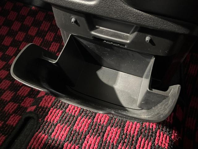 ソリオ ハイブリッドＭＺ　禁煙車　純正９インチメモリーナビ　両側電動スライドドア　全周囲カメラ　アダプティブクルーズコントロール　セーフティサポート　ＬＥＤヘッドライト　純正１５インチアルミホイール（42枚目）