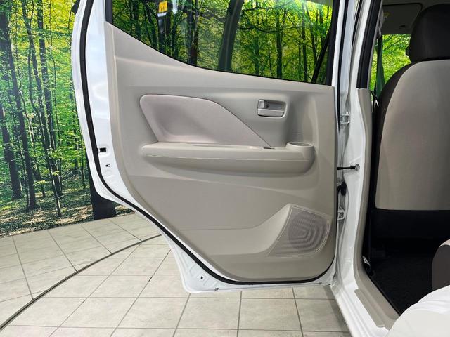 デイズ Ｂ　ＣＤオーディオ　ＡＭ／ＦＭ　アイドリングストップ　横滑り防止機能　パワーウィンドウ　電動格納ミラー　バニティミラー　アドバンスドドライブアシストディスプレイ　リモコンキー（32枚目）