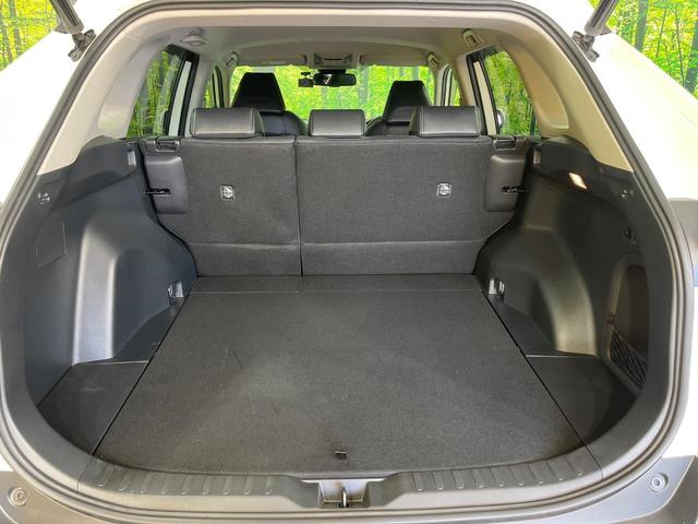 ＲＡＶ４ ハイブリッドＧ　禁煙車　４ＷＤ　純正９インチナビ　全周囲カメラ　衝突被害軽減システム　レーダークルーズ　電動リアゲート　レザー調シート　パワーシート　コーナーセンサー　ＬＥＤヘッド　ルーフレール　ビルトインＥＴＣ（44枚目）