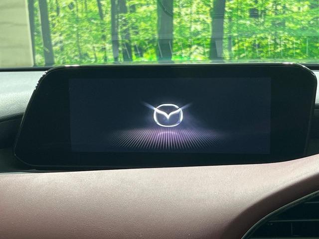ＭＡＺＤＡ３ファストバック ２０Ｓバーガンディ　セレクション　禁煙車　８．８インチナビ　バックカメラ　シートヒーター　ＥＴＣ　ドラレコ　レーダークルーズコントロール　赤革シート　ＣＤ／ＤＶＤ再生　デュアルオートエアコン　シートヒーター　パワーシート（3枚目）