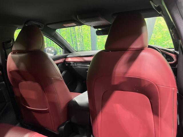 ＭＡＺＤＡ３ファストバック ２０Ｓバーガンディ　セレクション　禁煙車　８．８インチナビ　バックカメラ　シートヒーター　ＥＴＣ　ドラレコ　レーダークルーズコントロール　赤革シート　ＣＤ／ＤＶＤ再生　デュアルオートエアコン　シートヒーター　パワーシート（61枚目）