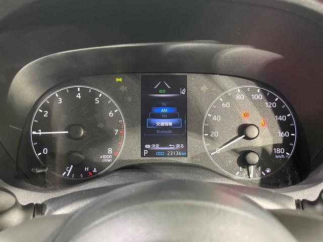 ヤリス Ｘ　禁煙車　純正ナビ付ディスプレイオーディオ　Ｂｌｕｅｔｏｏｔｈ　バックカメラ　ＥＴＣ　セーフティセンス　オートハイビーム　車線逸脱防止装置　ステアリングスイッチ　ヘッドライトレベライザー　スマートキー（20枚目）