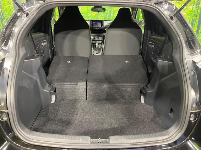 ヤリス Ｘ　禁煙車　純正ナビ付ディスプレイオーディオ　Ｂｌｕｅｔｏｏｔｈ　バックカメラ　ＥＴＣ　セーフティセンス　オートハイビーム　車線逸脱防止装置　ステアリングスイッチ　ヘッドライトレベライザー　スマートキー（38枚目）