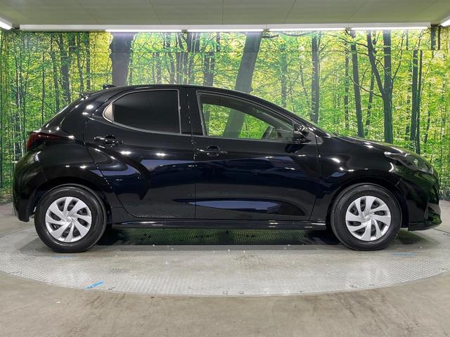 ヤリス Ｘ　禁煙車　純正ナビ付ディスプレイオーディオ　Ｂｌｕｅｔｏｏｔｈ　バックカメラ　ＥＴＣ　セーフティセンス　オートハイビーム　車線逸脱防止装置　ステアリングスイッチ　ヘッドライトレベライザー　スマートキー（48枚目）