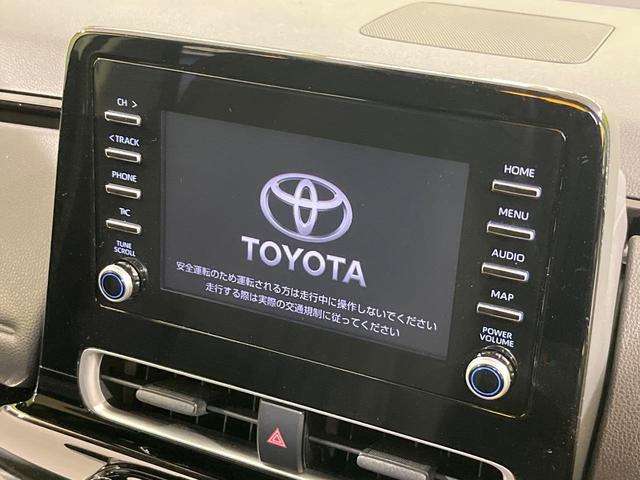 アクア Ｘ　純正ディスプレイオーディオ　パノラミックビューモニター　セーフティセンス　レーダークルーズ　禁煙車　コーナーセンサー　スマートキー　ビルトインＥＴＣ　オートハイビーム　車線逸脱警報　オートエアコン（3枚目）