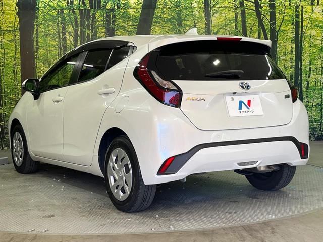 アクア Ｘ　純正ディスプレイオーディオ　パノラミックビューモニター　セーフティセンス　レーダークルーズ　禁煙車　コーナーセンサー　スマートキー　ビルトインＥＴＣ　オートハイビーム　車線逸脱警報　オートエアコン（18枚目）