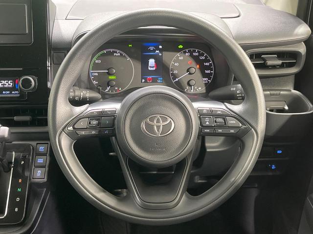 シエンタ ハイブリッドＸ　登録済未使用車　７人乗り　レーダークルーズ　電動スライドドア　衝突被害軽減システム　コーナーセンサー　オートエアコン　トヨタセーフティセンス　スマートキー　ＬＥＤヘッドライト　オートハイビーム（11枚目）