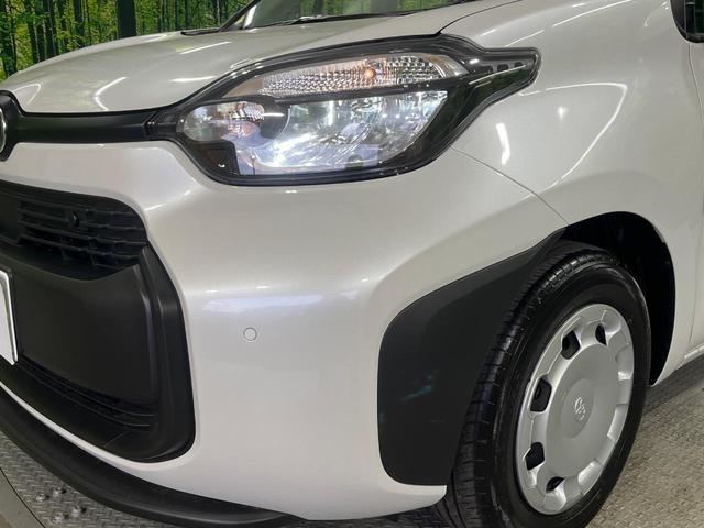 シエンタ ハイブリッドＸ　登録済未使用車　７人乗り　レーダークルーズ　電動スライドドア　衝突被害軽減システム　コーナーセンサー　オートエアコン　トヨタセーフティセンス　スマートキー　ＬＥＤヘッドライト　オートハイビーム（12枚目）