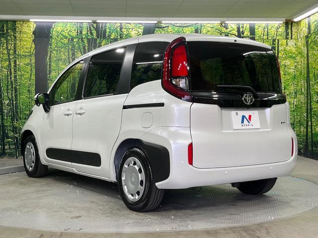 シエンタ ハイブリッドＸ　登録済未使用車　７人乗り　レーダークルーズ　電動スライドドア　衝突被害軽減システム　コーナーセンサー　オートエアコン　トヨタセーフティセンス　スマートキー　ＬＥＤヘッドライト　オートハイビーム（26枚目）