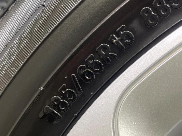 シエンタ ハイブリッドＸ　登録済未使用車　７人乗り　レーダークルーズ　電動スライドドア　衝突被害軽減システム　コーナーセンサー　オートエアコン　トヨタセーフティセンス　スマートキー　ＬＥＤヘッドライト　オートハイビーム（31枚目）