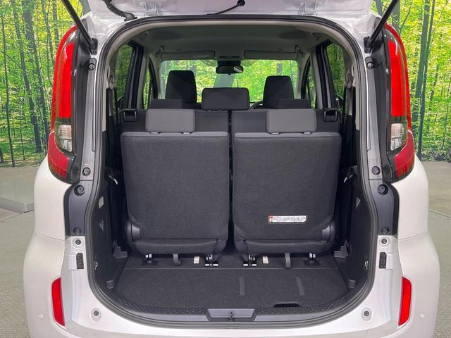 シエンタ ハイブリッドＸ　登録済未使用車　７人乗り　レーダークルーズ　電動スライドドア　衝突被害軽減システム　コーナーセンサー　オートエアコン　トヨタセーフティセンス　スマートキー　ＬＥＤヘッドライト　オートハイビーム（34枚目）