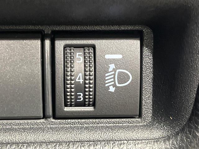 シエンタ ハイブリッドＸ　登録済未使用車　７人乗り　レーダークルーズ　電動スライドドア　衝突被害軽減システム　コーナーセンサー　オートエアコン　トヨタセーフティセンス　スマートキー　ＬＥＤヘッドライト　オートハイビーム（43枚目）