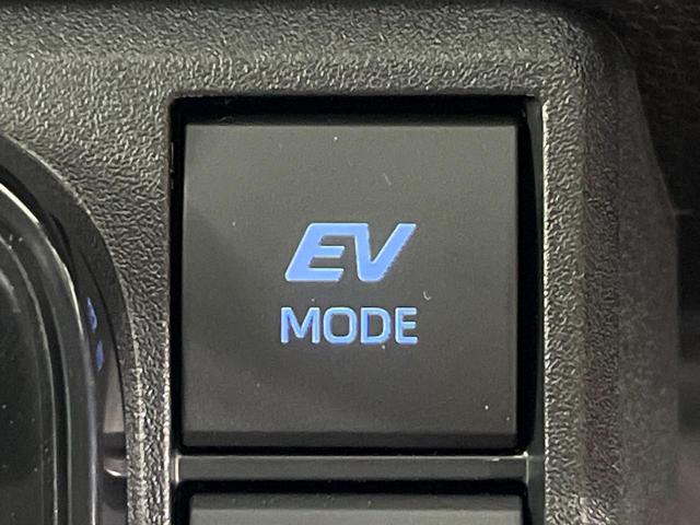 シエンタ ハイブリッドＸ　登録済未使用車　７人乗り　レーダークルーズ　電動スライドドア　衝突被害軽減システム　コーナーセンサー　オートエアコン　トヨタセーフティセンス　スマートキー　ＬＥＤヘッドライト　オートハイビーム（48枚目）