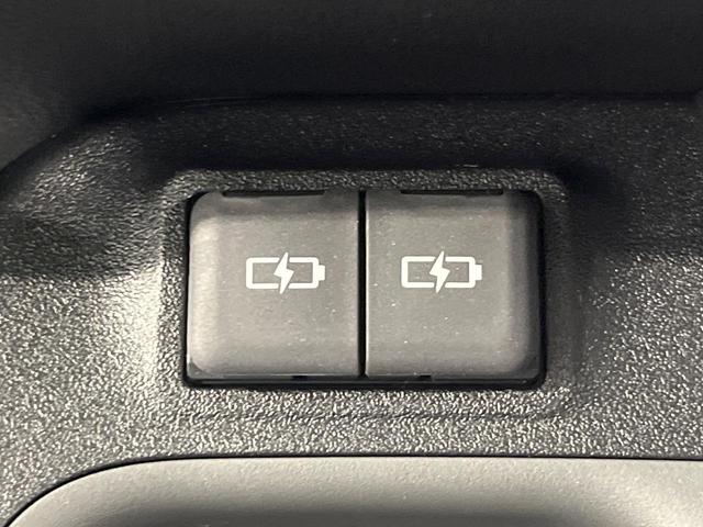 シエンタ ハイブリッドＸ　登録済未使用車　７人乗り　レーダークルーズ　電動スライドドア　衝突被害軽減システム　コーナーセンサー　オートエアコン　トヨタセーフティセンス　スマートキー　ＬＥＤヘッドライト　オートハイビーム（58枚目）