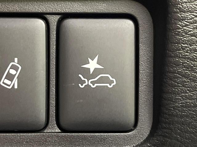 デリカD:5 G 禁煙車 4WD BIG-X11型ナビ バックカメラ ETC 両側電動スライドドア 衝突被害軽減装置 レーダークルーズコントロール オートエアコン LED 車線逸脱防止装置 純正18AW スマートキー(30枚目)