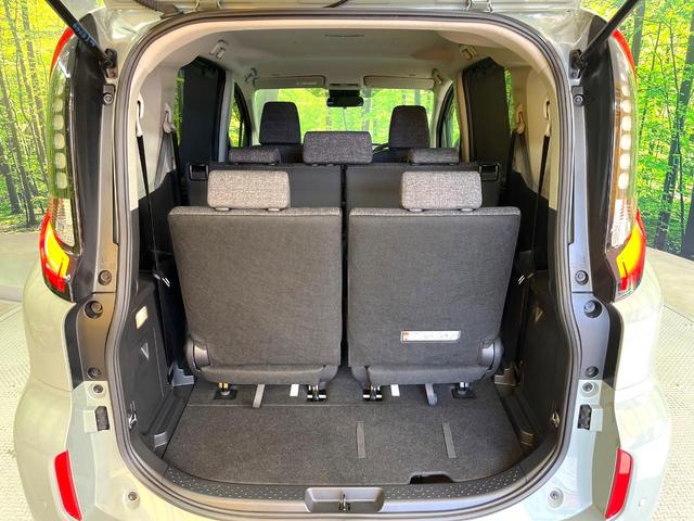 シエンタ ハイブリッドZ 禁煙車 10.5インチDA 全周囲カメラ 両側電動ドア 100V電源 衝突被害軽減システム レーダークルーズ コーナーセンサー LEDヘッド ETC2.0 オートハイビーム 車線逸脱警報 オートライト(10枚目)