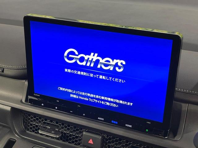 ステップワゴン ｅ：ＨＥＶスパーダ　登録済み未使用車　純正１１．４インチナビ　両側電動スライドドア　アダプティブクルーズコントロール　ブラインドスポットモニター　ＬＥＤヘッドライト　ハーフレザーシート　シートヒーター　フルセグ（3枚目）