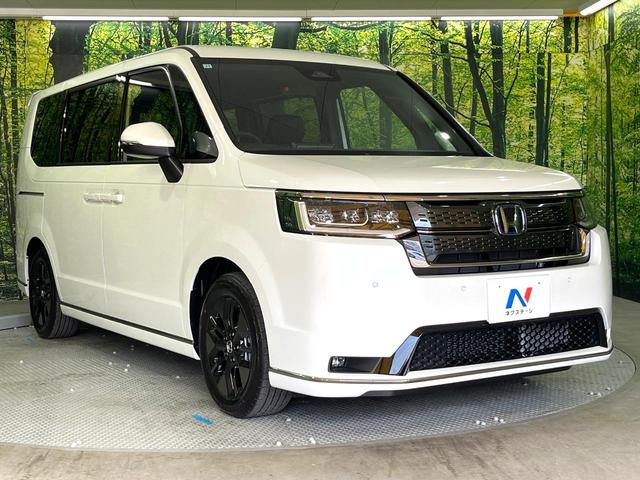 ステップワゴン ｅ：ＨＥＶスパーダ　登録済み未使用車　純正１１．４インチナビ　両側電動スライドドア　アダプティブクルーズコントロール　ブラインドスポットモニター　ＬＥＤヘッドライト　ハーフレザーシート　シートヒーター　フルセグ（16枚目）