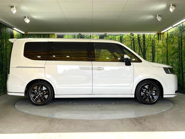 ステップワゴン ｅ：ＨＥＶスパーダ　登録済み未使用車　純正１１．４インチナビ　両側電動スライドドア　アダプティブクルーズコントロール　ブラインドスポットモニター　ＬＥＤヘッドライト　ハーフレザーシート　シートヒーター　フルセグ（25枚目）