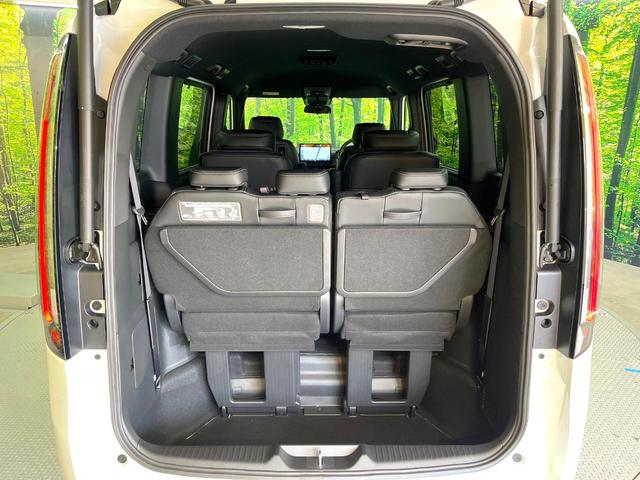 ステップワゴン ｅ：ＨＥＶスパーダ　登録済み未使用車　純正１１．４インチナビ　両側電動スライドドア　アダプティブクルーズコントロール　ブラインドスポットモニター　ＬＥＤヘッドライト　ハーフレザーシート　シートヒーター　フルセグ（42枚目）