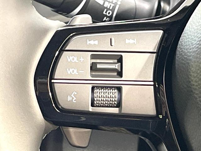 ステップワゴン ｅ：ＨＥＶスパーダ　登録済み未使用車　純正１１．４インチナビ　両側電動スライドドア　アダプティブクルーズコントロール　ブラインドスポットモニター　ＬＥＤヘッドライト　ハーフレザーシート　シートヒーター　フルセグ（60枚目）