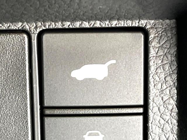 ステップワゴン ｅ：ＨＥＶスパーダ　登録済み未使用車　純正１１．４インチナビ　両側電動スライドドア　アダプティブクルーズコントロール　ブラインドスポットモニター　ＬＥＤヘッドライト　ハーフレザーシート　シートヒーター　フルセグ（66枚目）