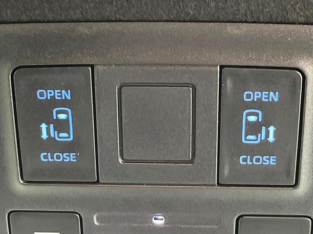 ヴォクシー ハイブリッドＳ－Ｚ　禁煙車　純正１０．５型ナビ　バックカメラ　ビルトインＥＴＣ　両側電動スライドドア　レーダークルーズコントロール　セーフティセンス　リアオートエアコン　ＬＥＤヘッドライト　純正１７ＡＷ　スマートキー（5枚目）
