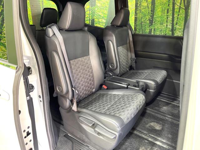 ヴォクシー ハイブリッドＳ－Ｚ　禁煙車　純正１０．５型ナビ　バックカメラ　ビルトインＥＴＣ　両側電動スライドドア　レーダークルーズコントロール　セーフティセンス　リアオートエアコン　ＬＥＤヘッドライト　純正１７ＡＷ　スマートキー（9枚目）