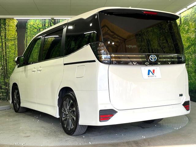 ヴォクシー ハイブリッドＳ－Ｚ　禁煙車　純正１０．５型ナビ　バックカメラ　ビルトインＥＴＣ　両側電動スライドドア　レーダークルーズコントロール　セーフティセンス　リアオートエアコン　ＬＥＤヘッドライト　純正１７ＡＷ　スマートキー（26枚目）