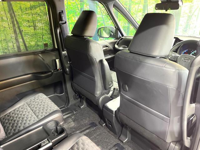 ヴォクシー ハイブリッドＳ－Ｚ　禁煙車　純正１０．５型ナビ　バックカメラ　ビルトインＥＴＣ　両側電動スライドドア　レーダークルーズコントロール　セーフティセンス　リアオートエアコン　ＬＥＤヘッドライト　純正１７ＡＷ　スマートキー（39枚目）